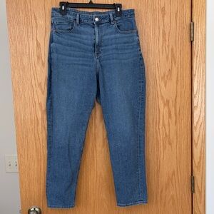 American Eagle Mom Jeans